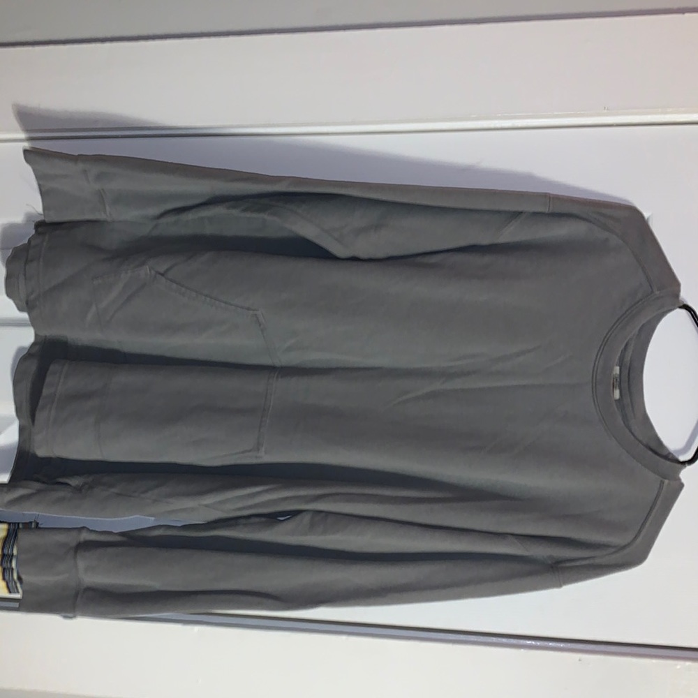 Comfort colors grey pull over. Size Large.